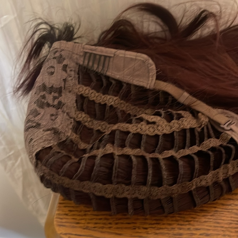 Long maroon and black hombre wig with bangs super long new with tags beautiful - Picture 7 of 7